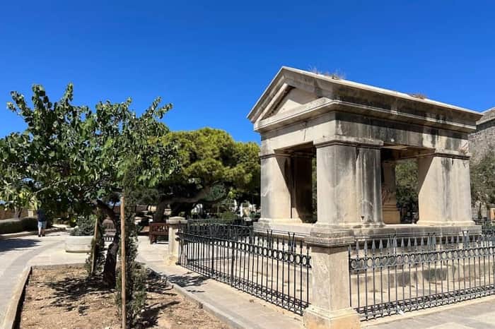 Hastings Gardens