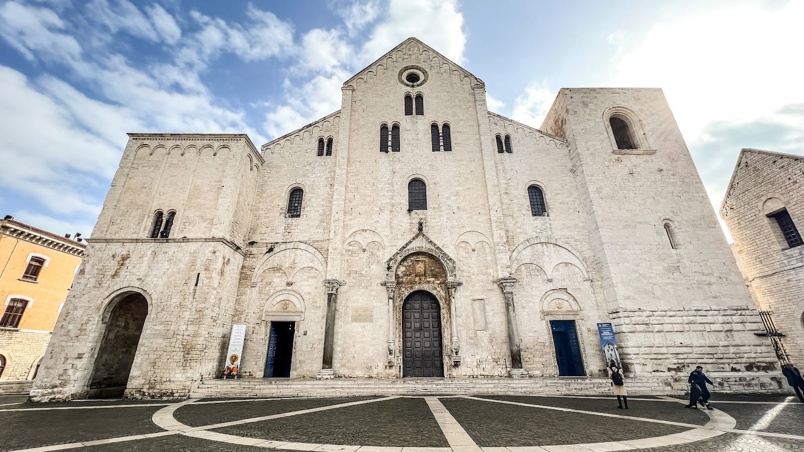 Bari