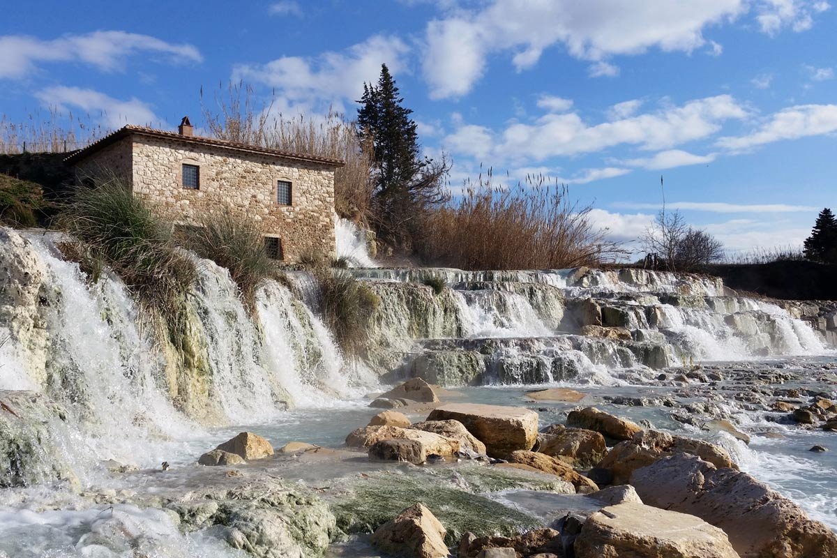 Saturnia