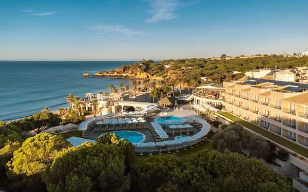 Grande Real Santa Eulalia Resort & Hotel Spa: Beach Access hotel in Albufeira