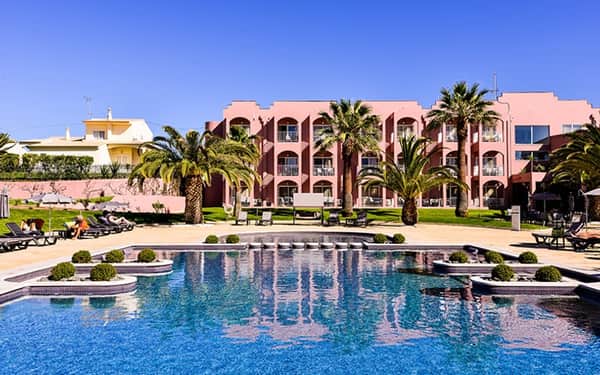 Pine Cliffs Hotel, a Luxury Collection Resort, Algarve