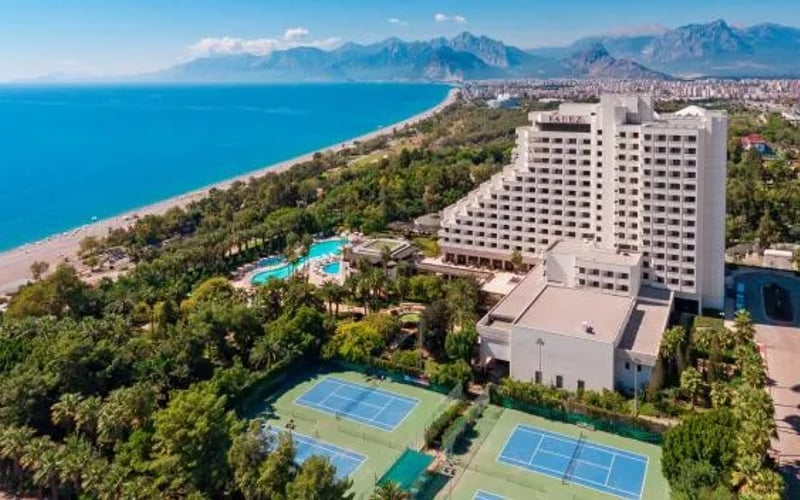 Özkaymak Falez Hotel: Katzenfreundlich hotel in Antalya