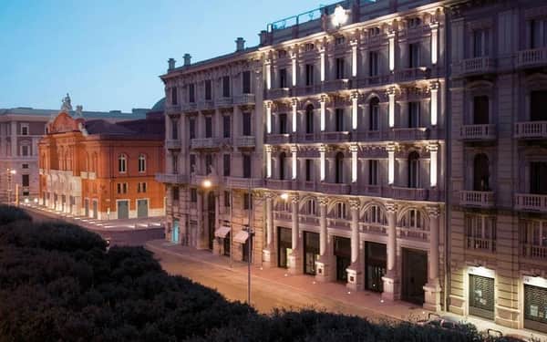 JR Hotels Oriente Bari: Boutique hotel in Bari