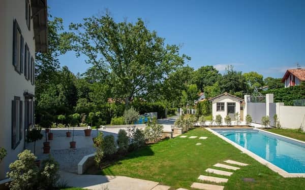 Hôtel Villa la Renaissance: Se admiten perros hotel in Bayonne