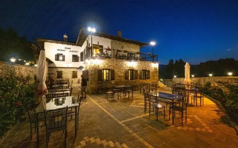 Berati Castle Hotel: Katzenfreundlich hotel in Berat