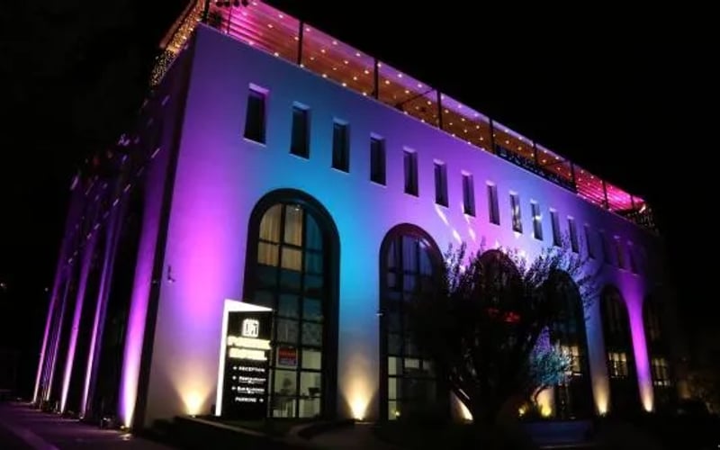 Portik Hotel: Katzenfreundlich hotel in Berat