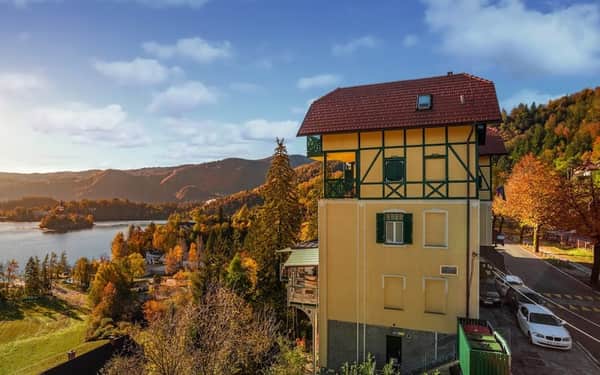 Hotel Triglav Bled: Cat-friendly hotel in Bled