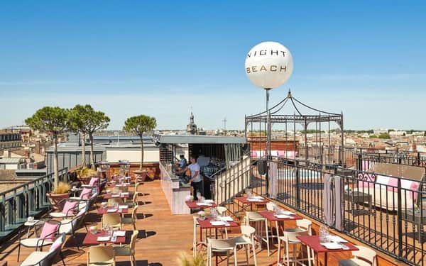 InterContinental Bordeaux Le Grand Hotel by IHG: Katzenfreundlich hotel in Bordeaux