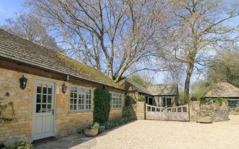 Foxhill Farm Barn: Cat-friendly hotel in Bourton-on-the-Water