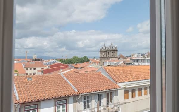 Burgus Tribute & Design Hotel: Sin cargo por mascotas hotel in Braga
