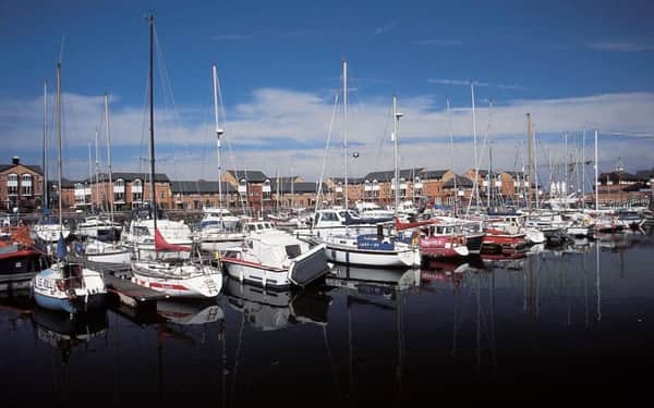 Holiday Inn Cardiff Bay by IHG: Günstig hotel in Cardiff