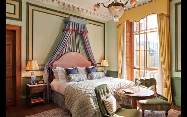 Gleneagles Townhouse, pet-friendly hotel in Edinburgh