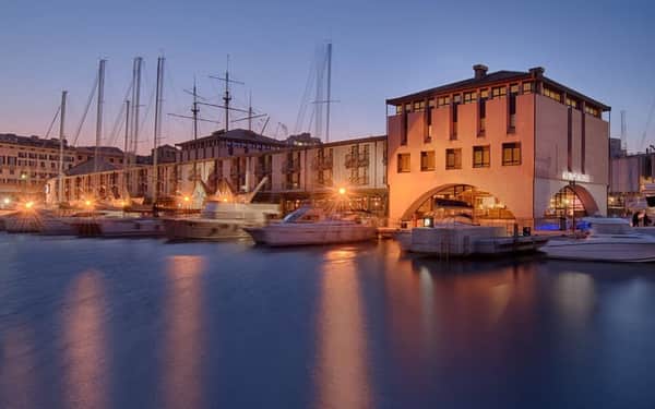 NH Collection Genova Marina: Se admiten gatos hotel in Genoa