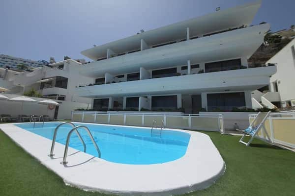 Apartamentos Gelimar: Acceso a la playa hotel in Gran Canaria