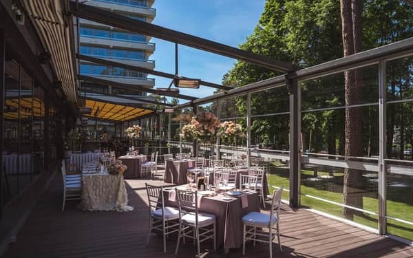 SemaraH Hotel Lielupe SPA & Conferences: Chats acceptés hotel in Jurmala