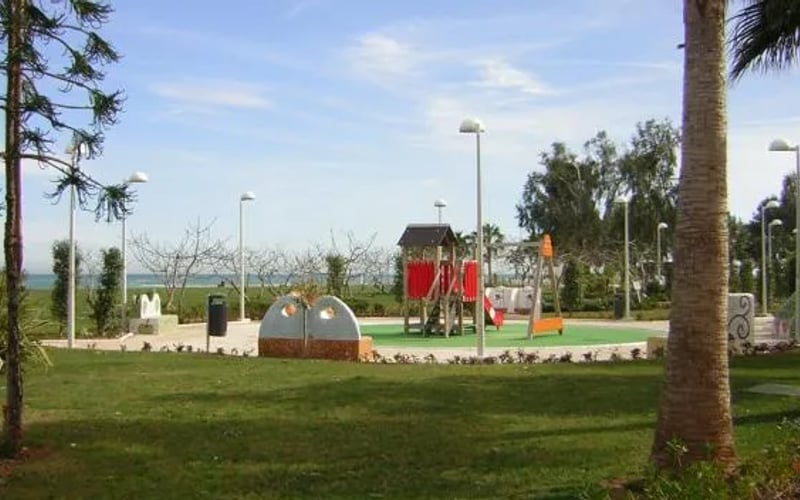 Bonito apartamento en Marina D'or [1ra línea de playa]