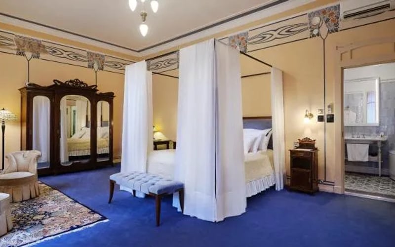 Villa Ammende Restaurant and Hotel