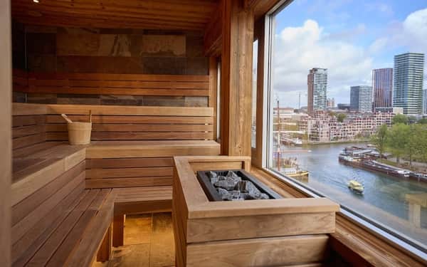 Haven Hotel Rotterdam, Curio Collection by Hilton: Hoteles de lujo hotel in Rotterdam