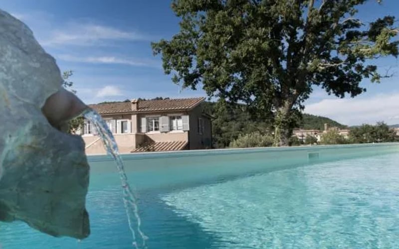 Bio Agriturismo Poggio Aione: Cat-friendly hotel in Saturnia