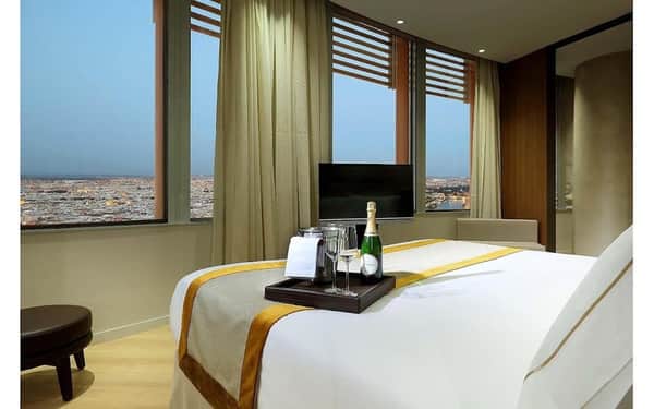 Eurostars Torre Sevilla: In Parknähe hotel in Seville