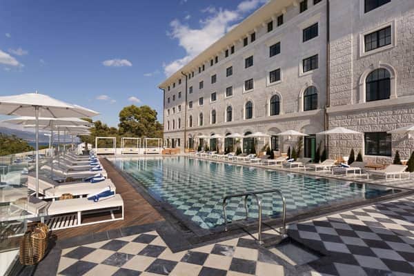 Brown Beach House Hotel & Spa