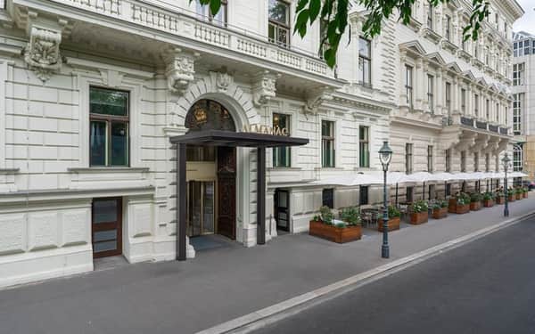 Almanac Palais Vienna