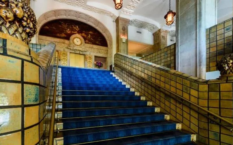 Hotel New Grand: Katzenfreundlich hotel in Yokohama