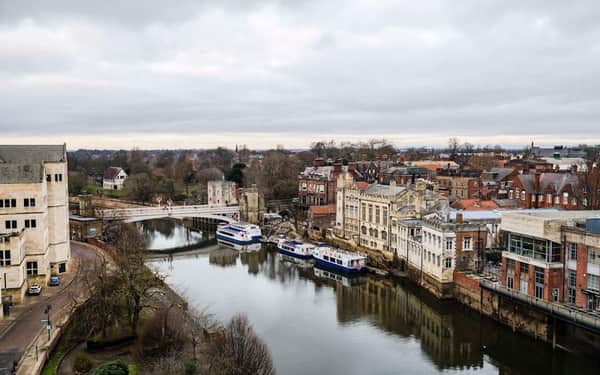 Park Inn by Radisson York City Centre: Se admiten gatos hotel in York
