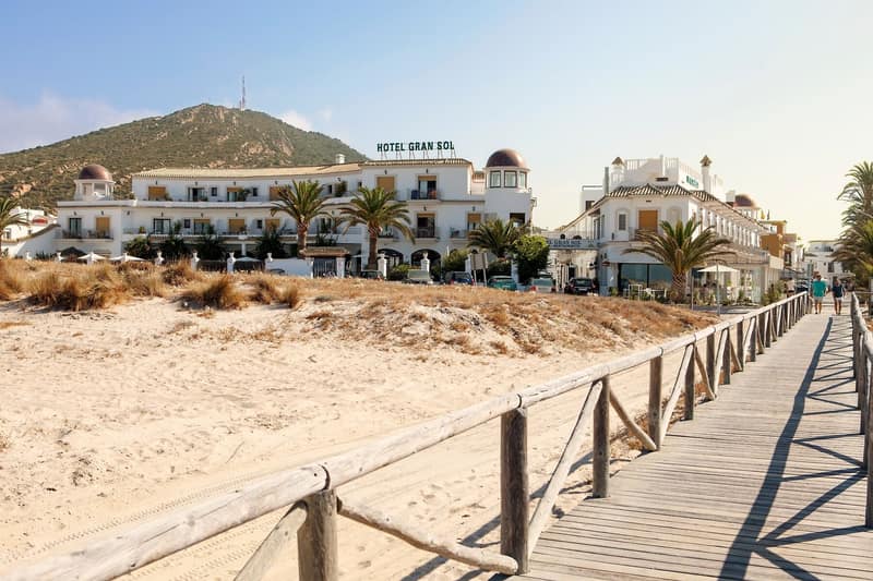 Gran Sol Hotel: Acceso a la playa hotel in Zahara de los Atunes
