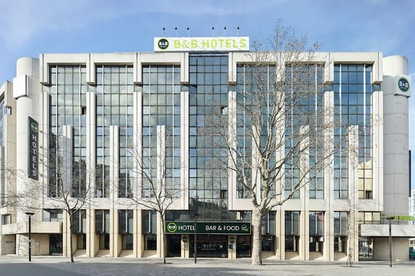 B&B HOTEL Paris 17 Batignolles - pet-friendly hotel Paris 17e