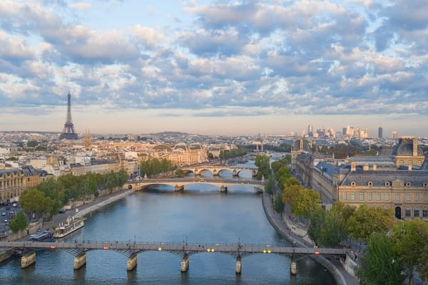 Cheval Blanc Paris - pet-friendly hotel Paris 4e