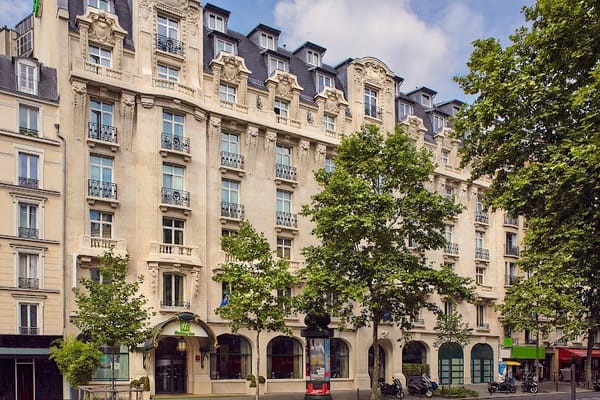 Holiday Inn Paris - Gare de Lyon Bastille - pet-friendly hotel Paris 13e