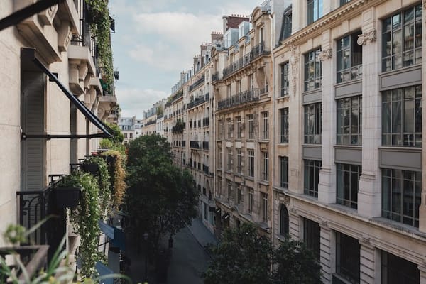 Hotel Bachaumont - pet-friendly hotel Paris 2e