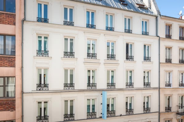 Hotel La Nouvelle Republique & Hammam - pet-friendly hotel Paris 11e