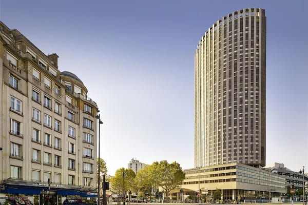 Hyatt Regency Paris Etoile - pet-friendly hotel Paris 17e