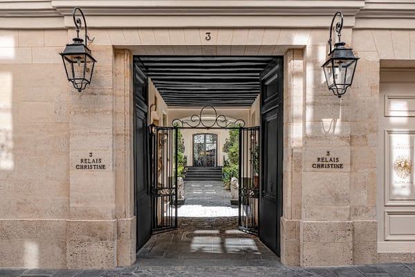 Relais Christine - pet-friendly hotel Paris 6e